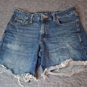 Old Navy Women's High Rise O.G. Loose Jean Shorts size 4